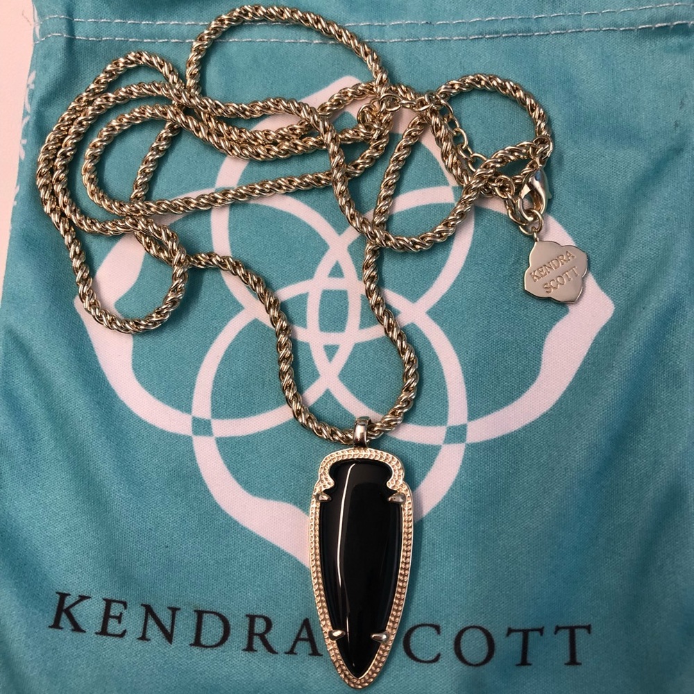 Like NEW Black Kendra Scott Shaylee in Gold